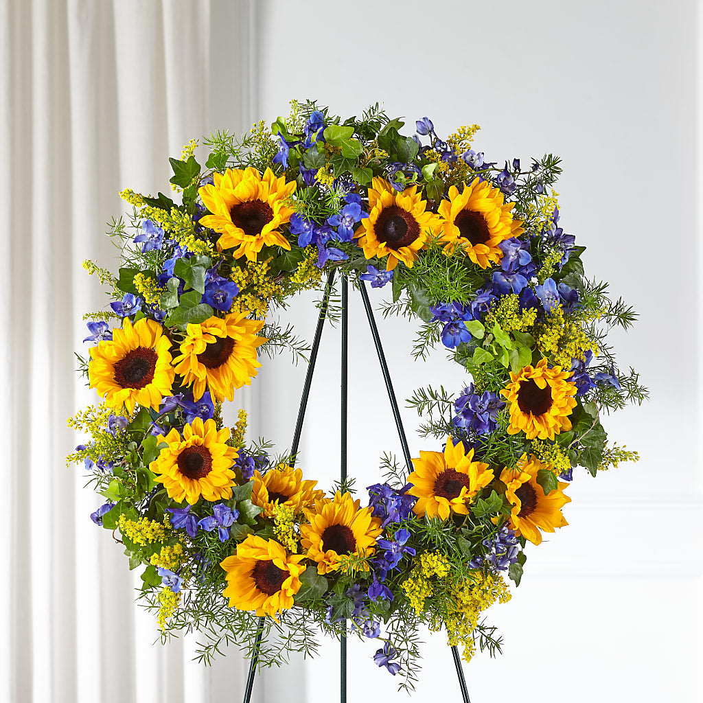 Bright Rays Wreath – Artistic Designs Unlimited, Marianna FL