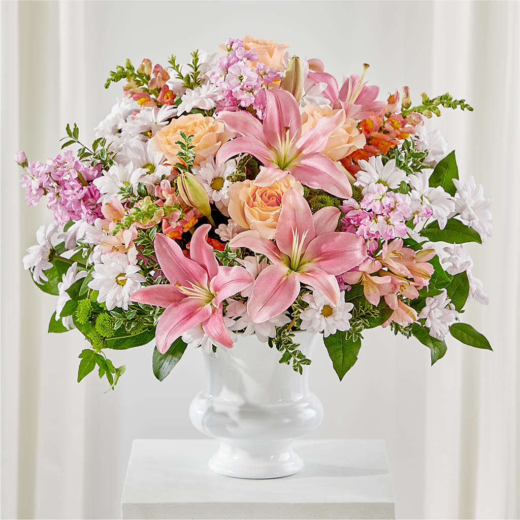 Heartfelt Gesture Urn Arrangement – Artistic Designs Unlimited, Marianna FL
