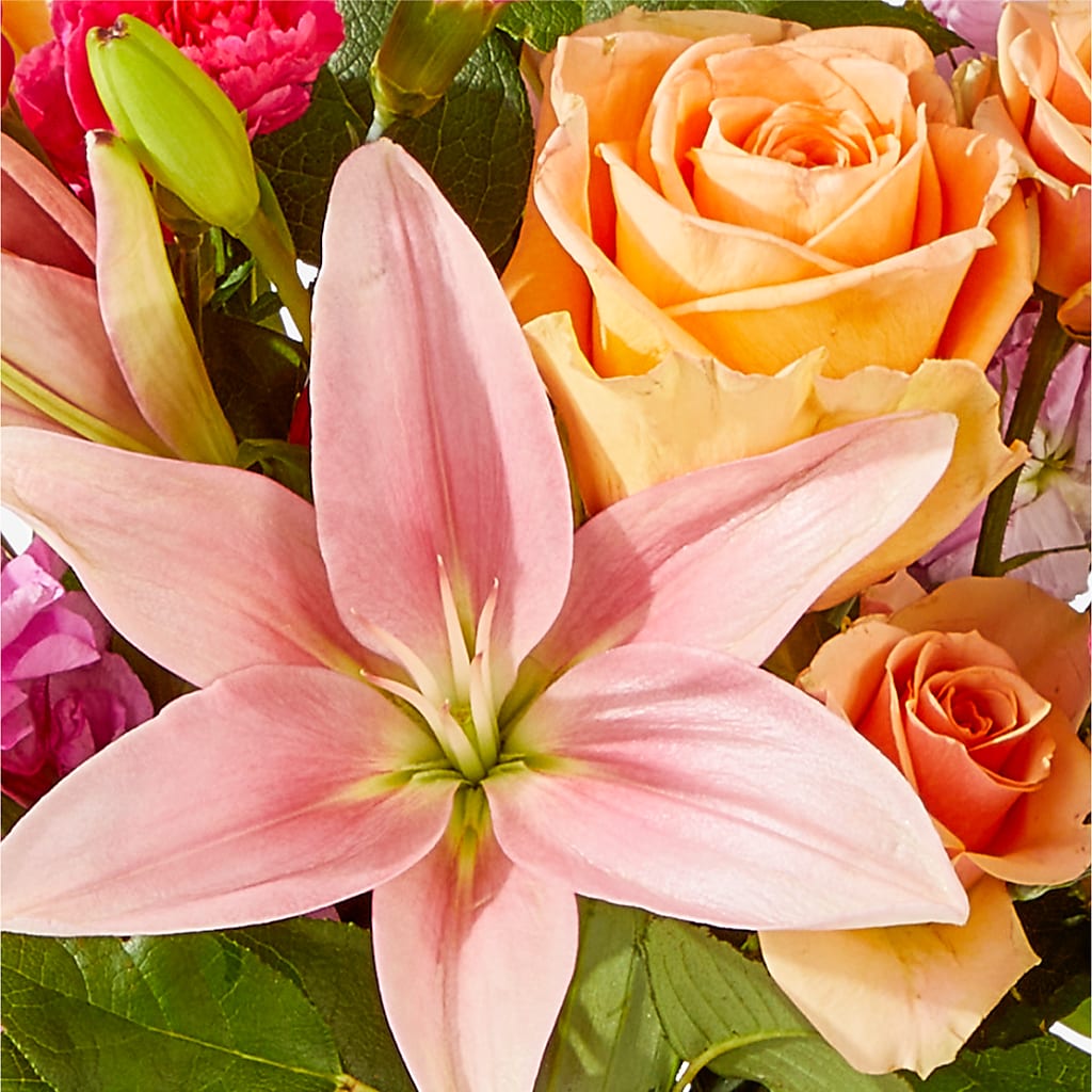 Bisous Bouquet –  Artistic Designs Unlimited, Marianna FL